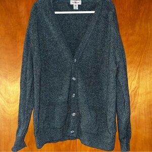 Vintage L.L. Bean Men’s Green Wool Sweater